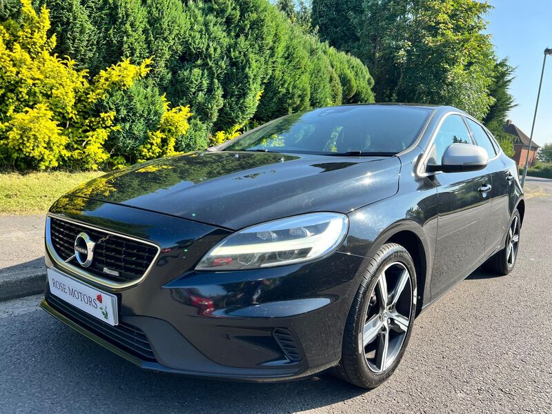 VOLVO V40