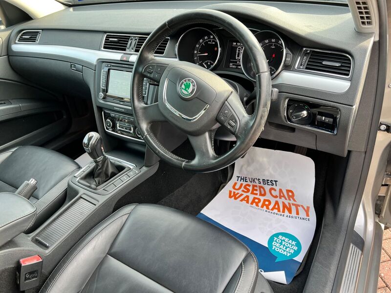 SKODA SUPERB