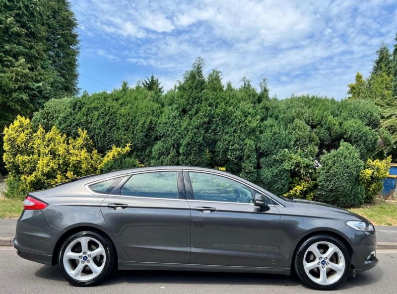 FORD MONDEO