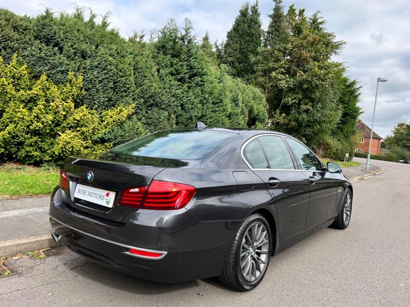 BMW 5 SERIES