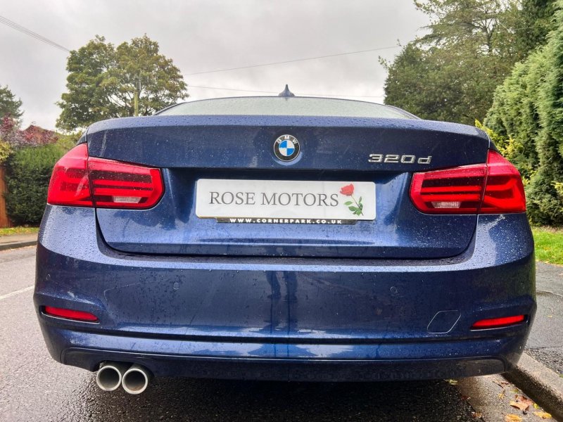 BMW 3 SERIES