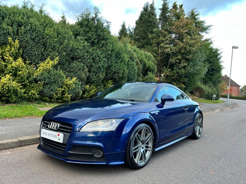 AUDI TT