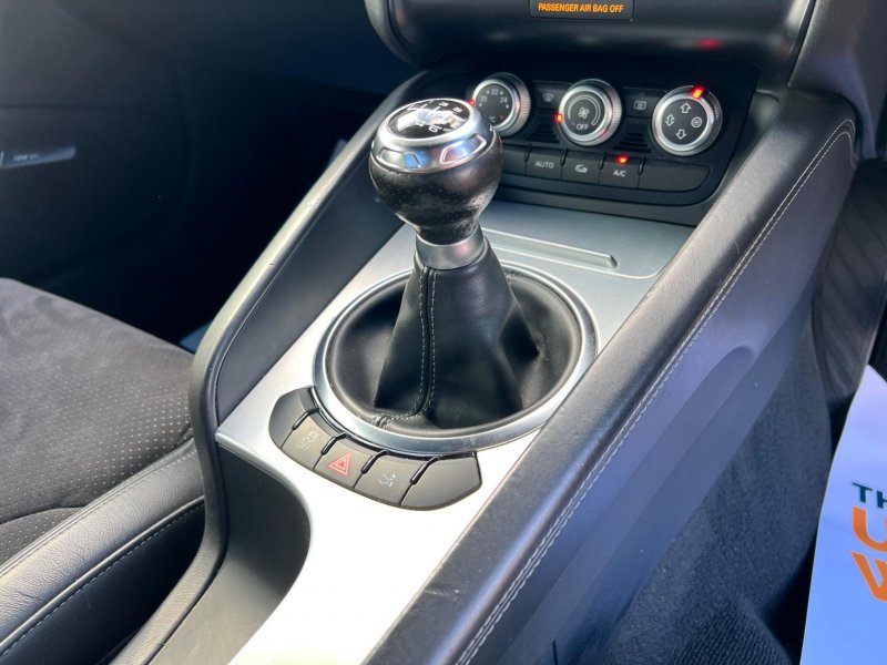 AUDI TT