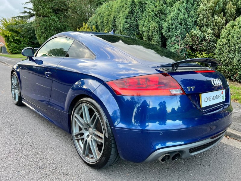 AUDI TT