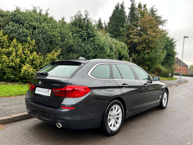 BMW 5 SERIES