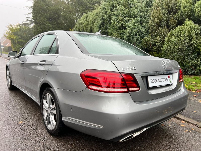 MERCEDES-BENZ E CLASS