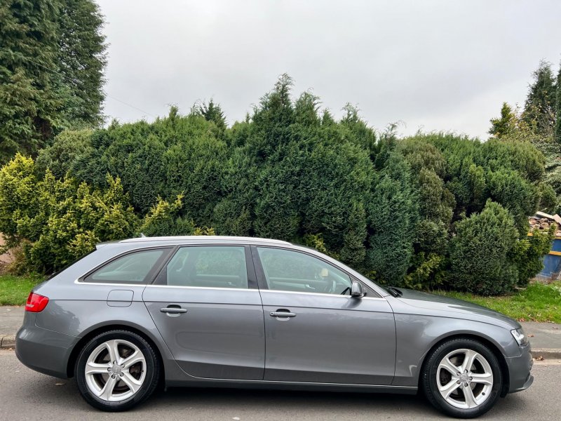 AUDI A4 AVANT