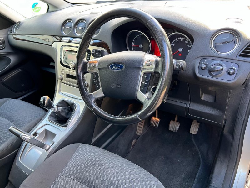 FORD GALAXY
