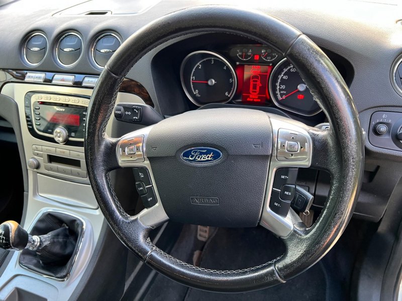 FORD GALAXY