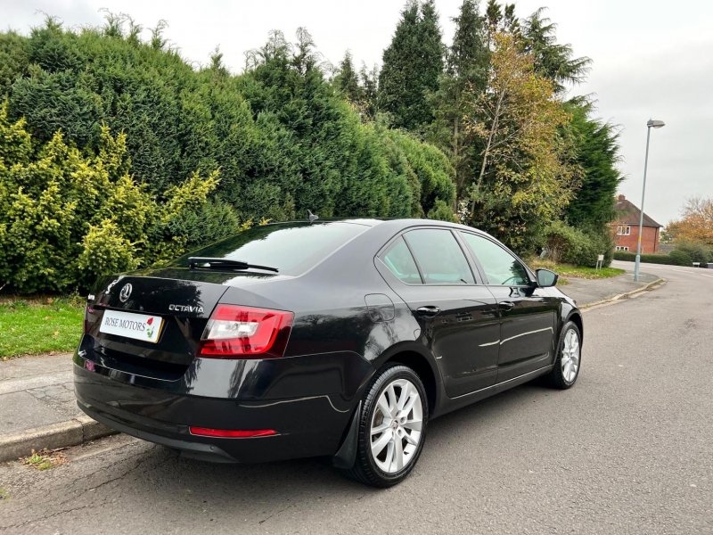 SKODA OCTAVIA