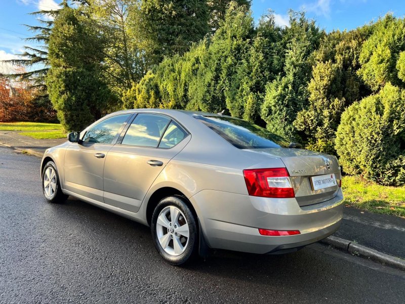 SKODA OCTAVIA