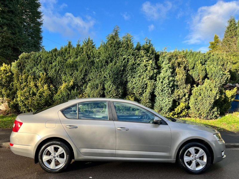 SKODA OCTAVIA
