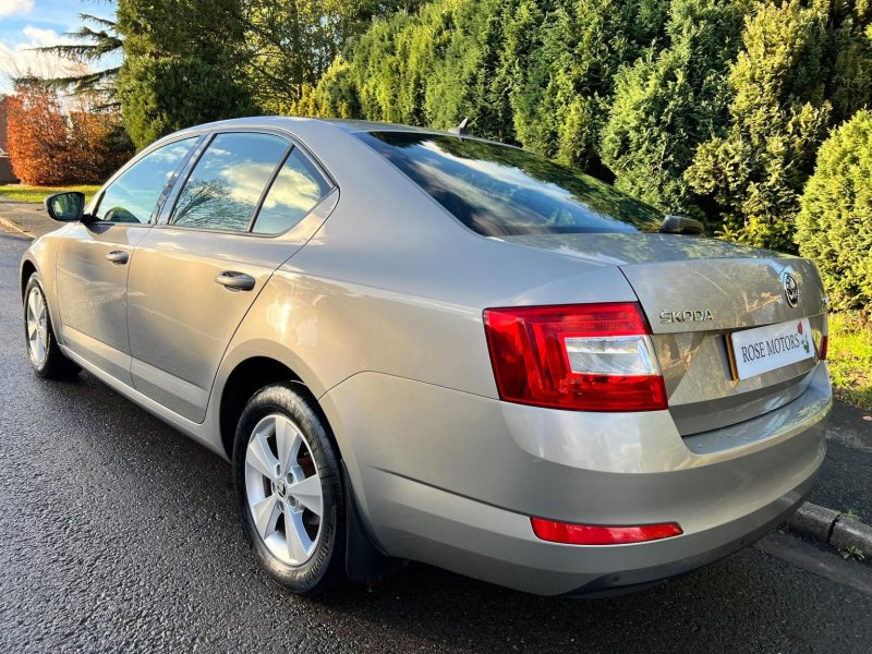 SKODA OCTAVIA