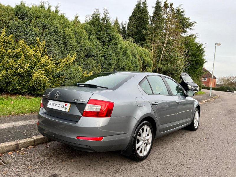 SKODA OCTAVIA