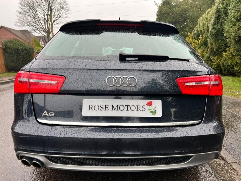 AUDI A6 AVANT