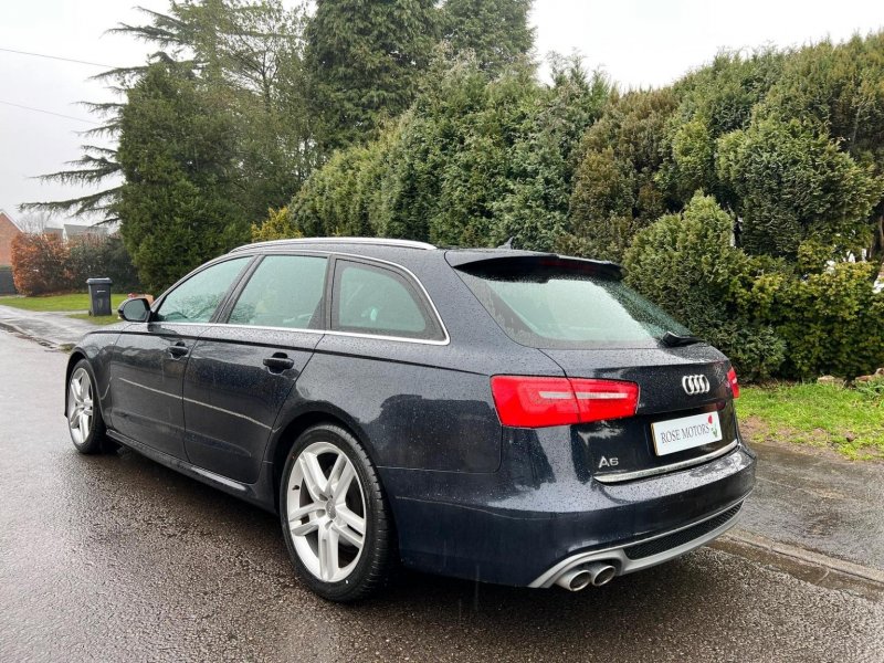AUDI A6 AVANT