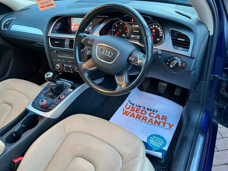 AUDI A4 AVANT
