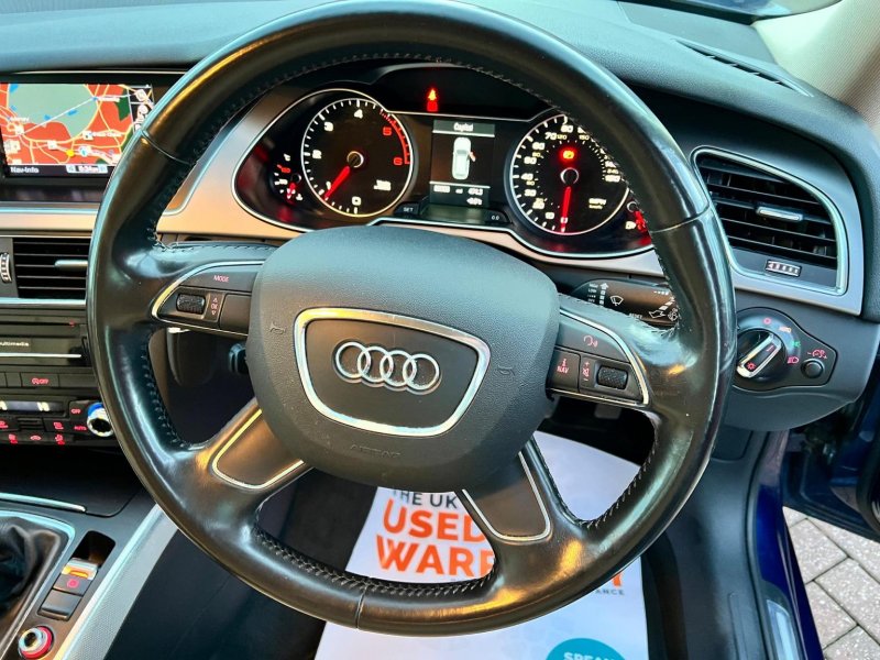 AUDI A4 AVANT