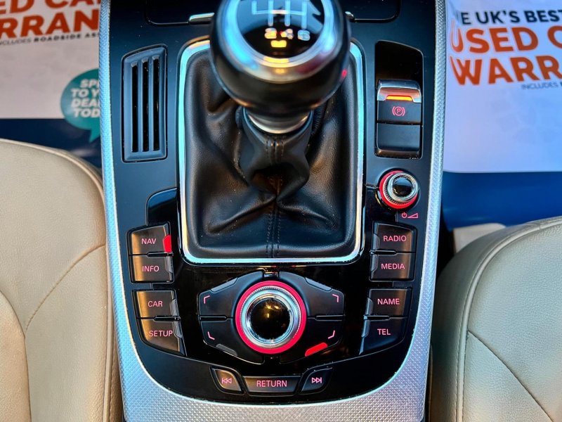 AUDI A4 AVANT