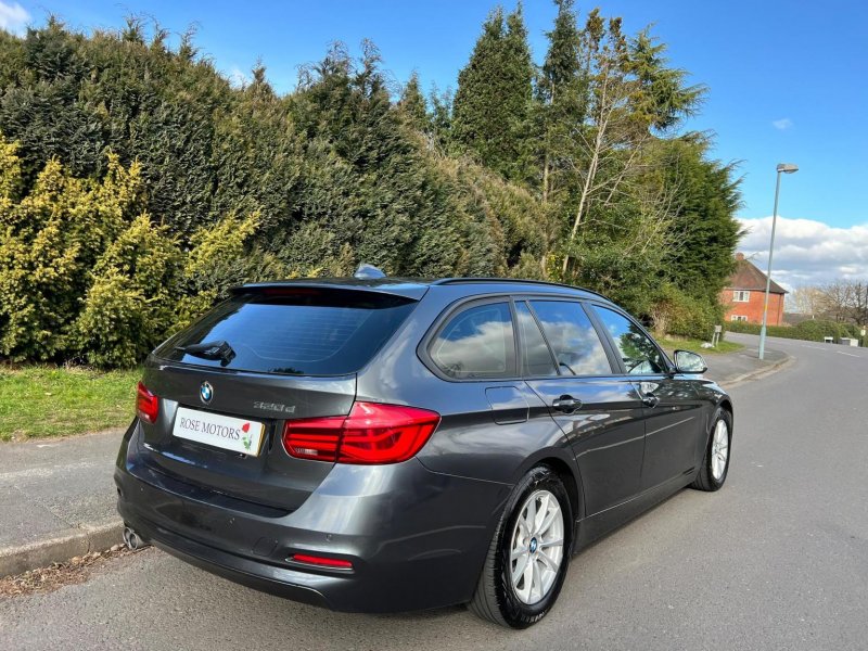 BMW 3 SERIES