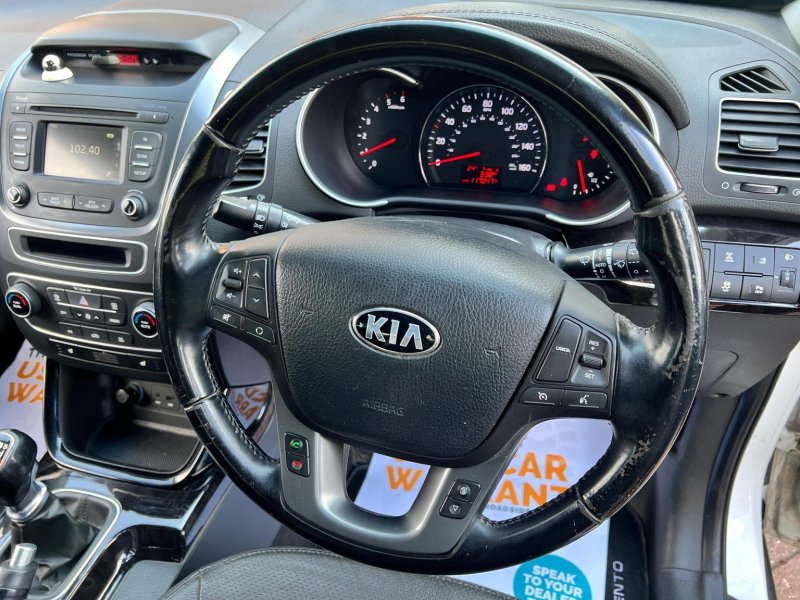 KIA SORENTO