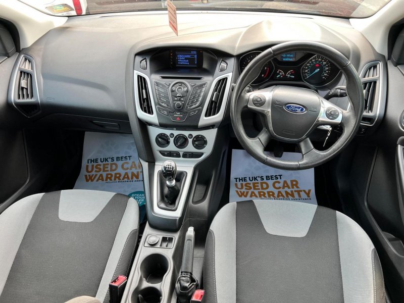 FORD FOCUS