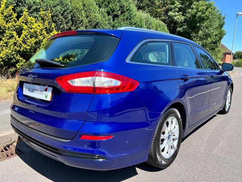 FORD MONDEO