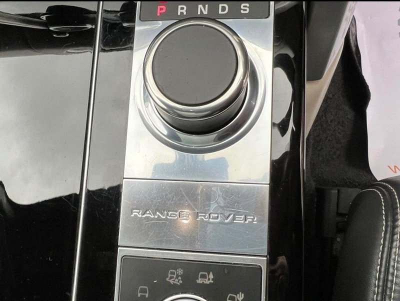 LAND ROVER RANGE ROVER