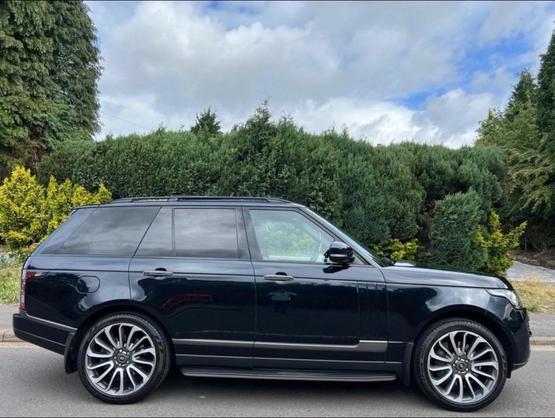 LAND ROVER RANGE ROVER