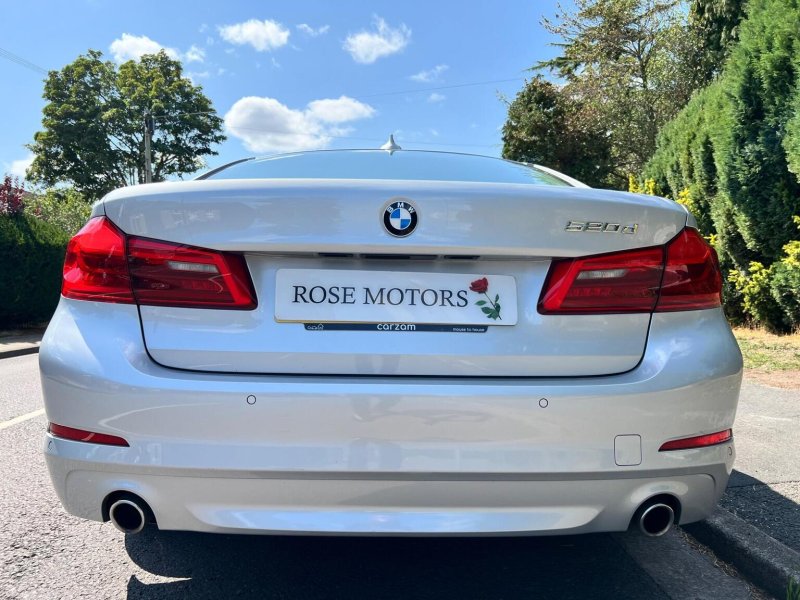 BMW 5 SERIES