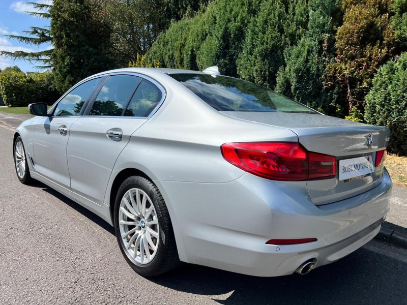 BMW 5 SERIES